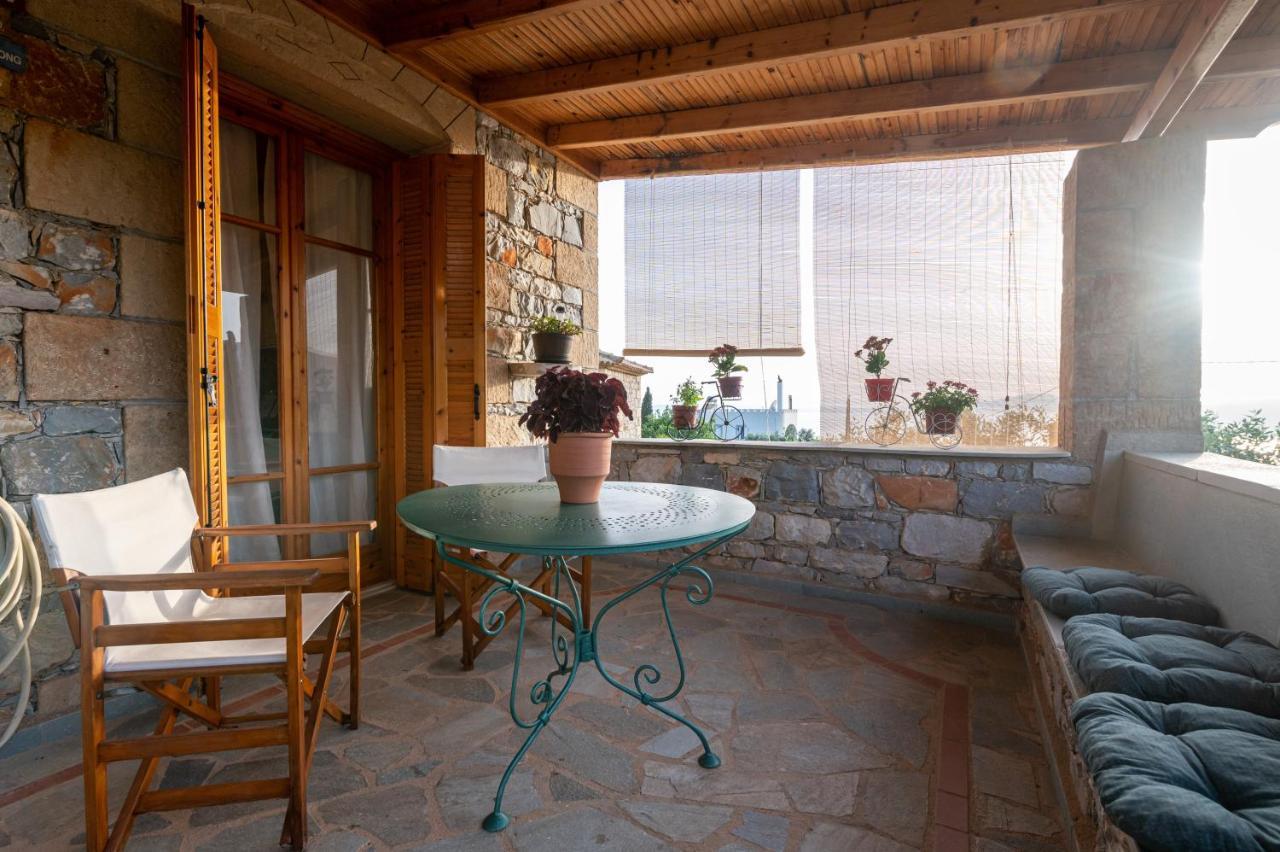 הוילה קרדמילי Alex Stone House מראה חיצוני תמונה