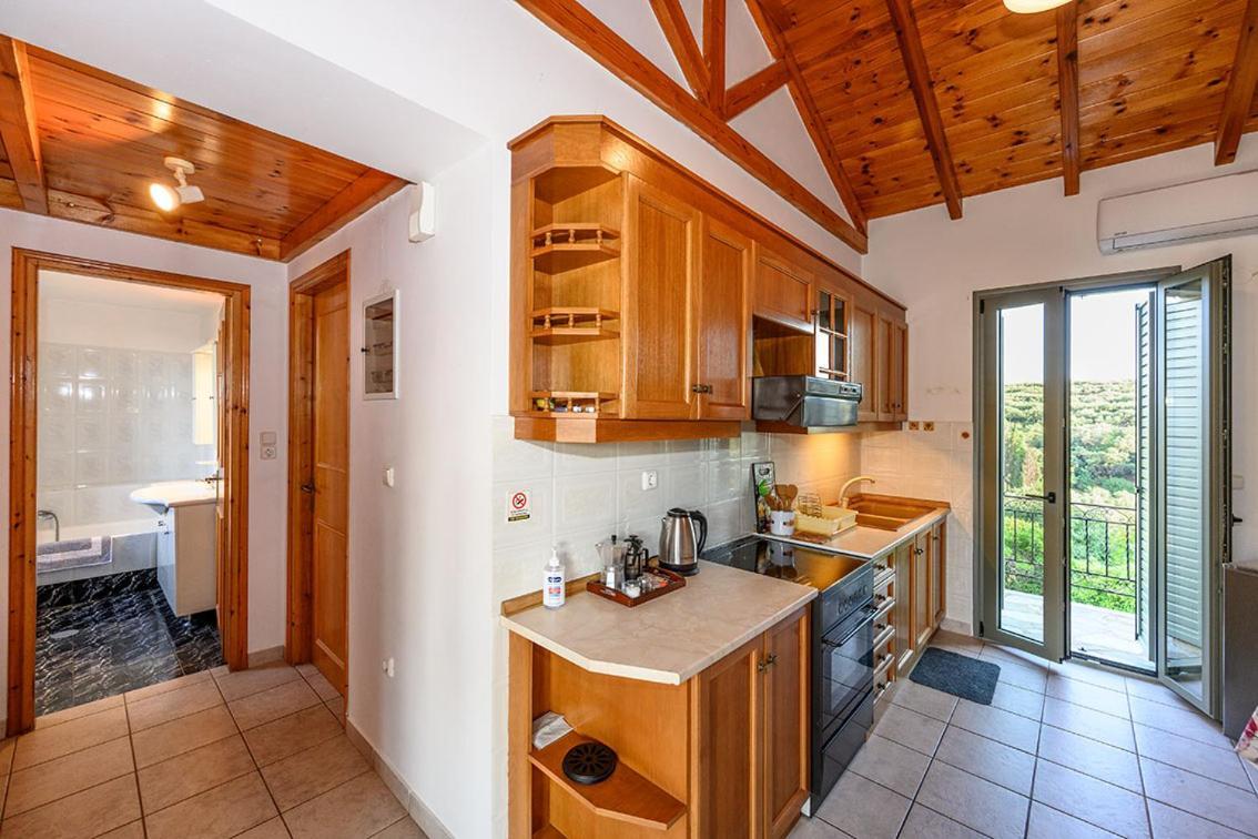 הוילה קרדמילי Alex Stone House מראה חיצוני תמונה